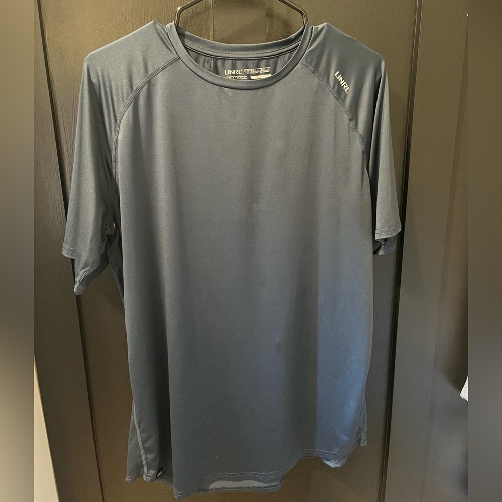 UNRL Stride Shirt